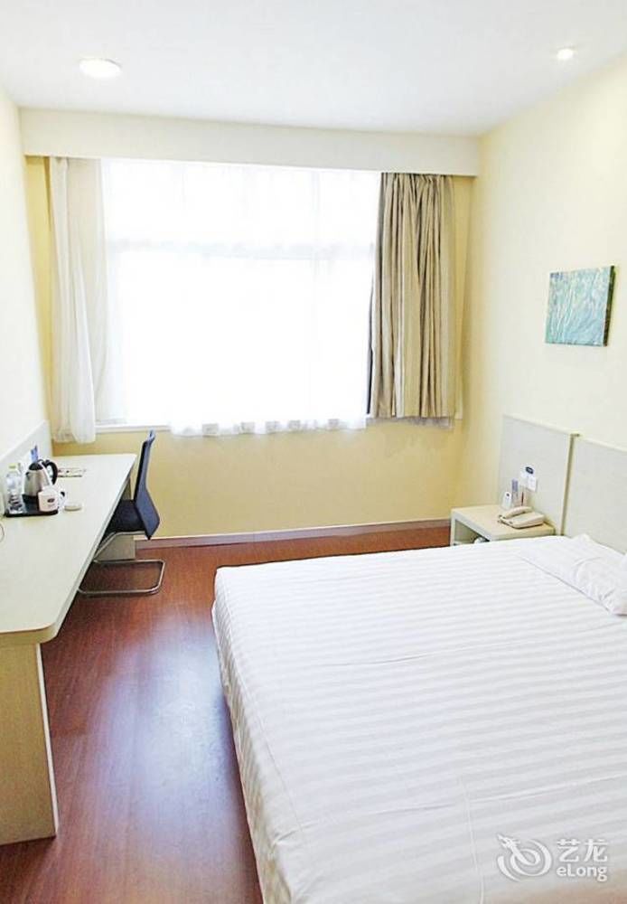 Gold Mine Express Hotel หนานหนิง ภายนอก รูปภาพ